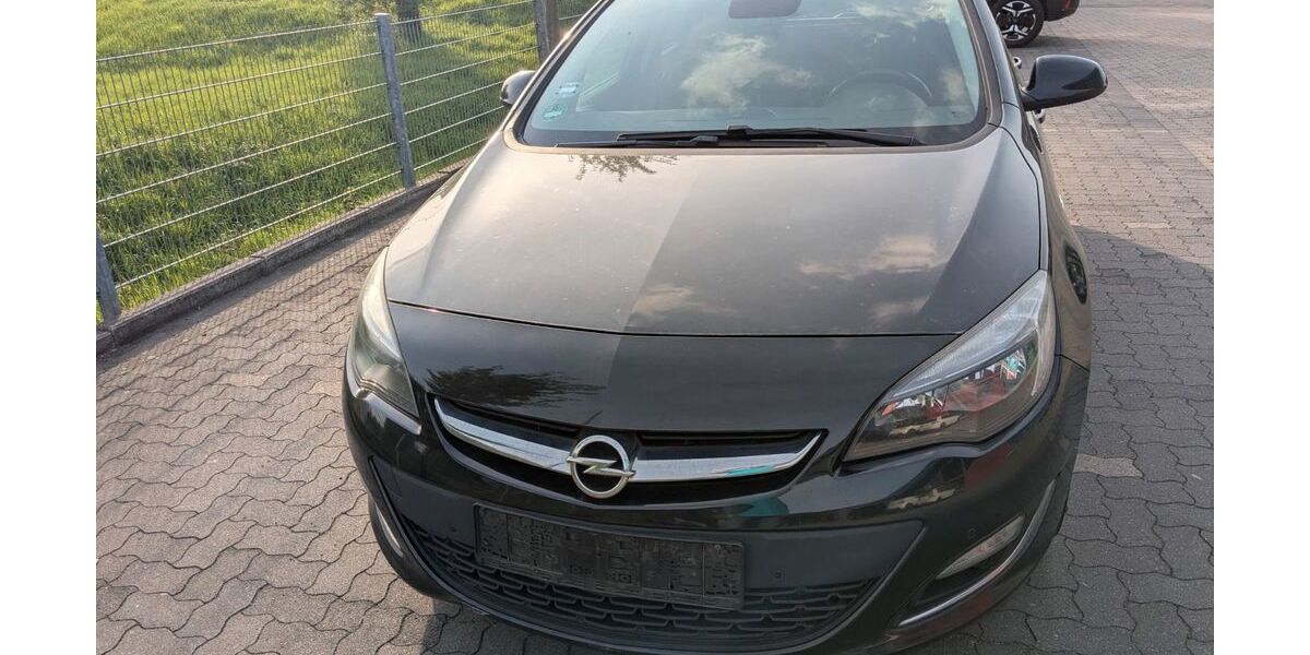 Opel Astra 216.000 km 2.400 &euro; Duisburg 47259