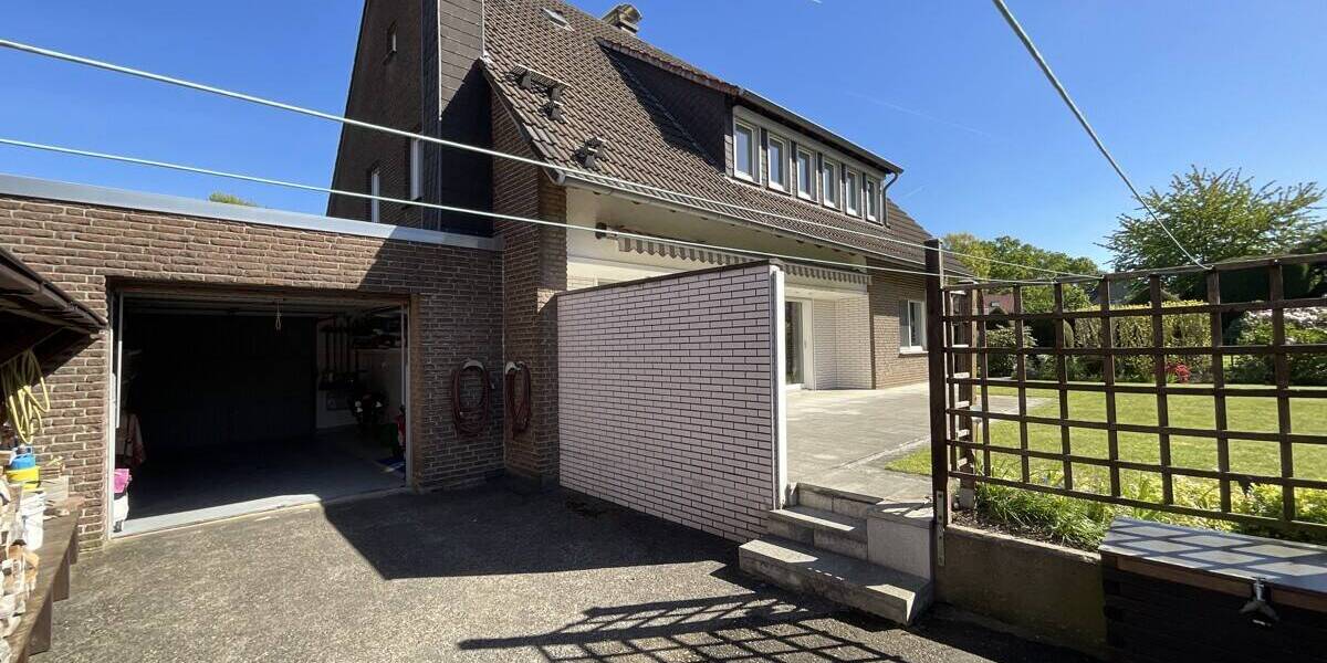 Mehrfamilienhaus, Wohnhaus Waltrop - 8 Zimmer, 215 m&sup2;, 415.000&euro; | Angebot:26723708