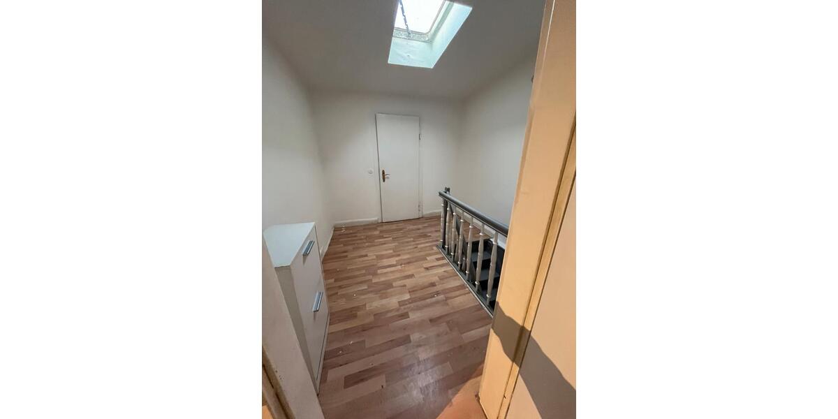 Dachgeschoßwohnung Hagen Hagen-Mitte - 3.5 Zimmer, 85 m&sup2;, 820&euro; | Angebot:26396536