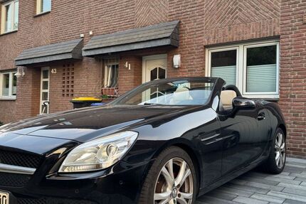 Mercedes-Benz SLK 200 155.000 km 12.499 &euro; Duisburg 47229