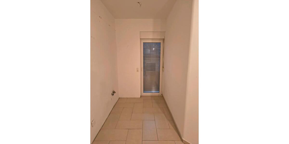 Erdgeschoßwohnung Solingen Mitte - 1 Zimmer, 43 m&sup2;, 520&euro; | Angebot:26237074