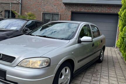 Opel Astra 148.000 km 1.650 &euro; Solingen 42651