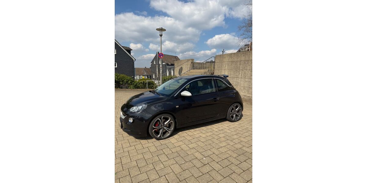 Opel Adam 92.700 km 12.490 &euro; Wermelskirchen 42929