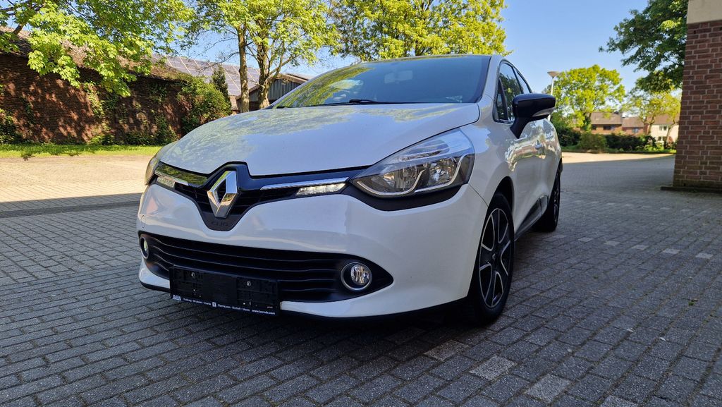 Renault Clio 140.897 km 5.250 &euro; Oberhausen 46149