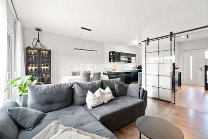 Haus Solingen / Höhscheid Höhscheid - 5 Zimmer, 146 m&sup2;, 635.000&euro; | Angebot:26858903