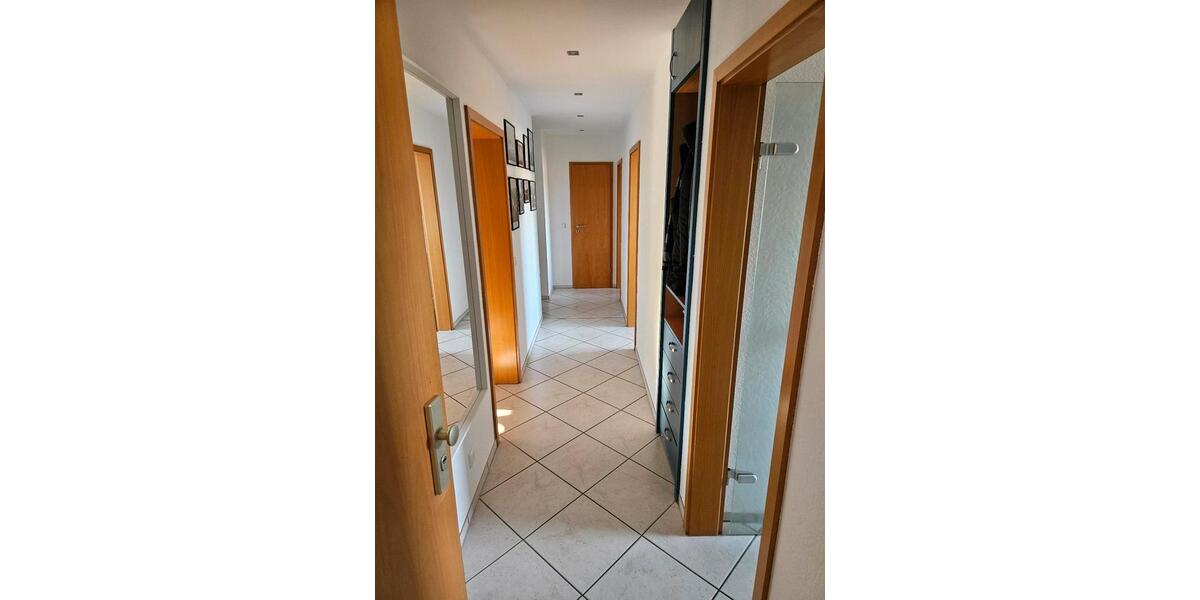 Etagenwohnung Hagen Hagen-Nord - 4 Zimmer, 88 m&sup2;, 270.000&euro; | Angebot:26186595