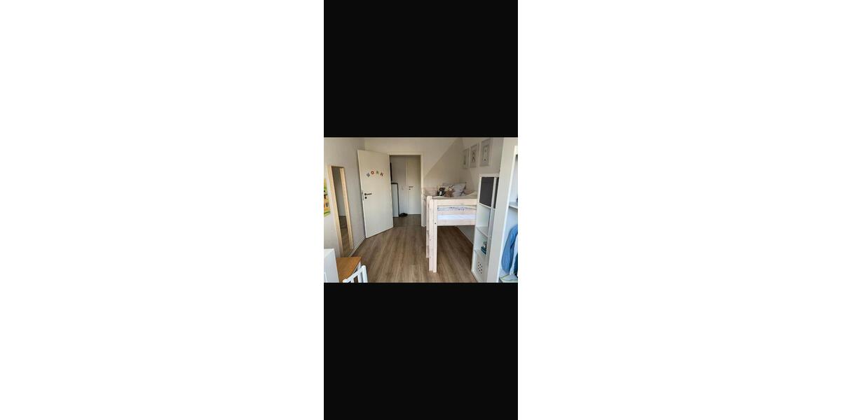 Etagenwohnung Bochum Höntrop - 3.5 Zimmer, 72 m&sup2;, 155.000&euro; | Angebot:27133710