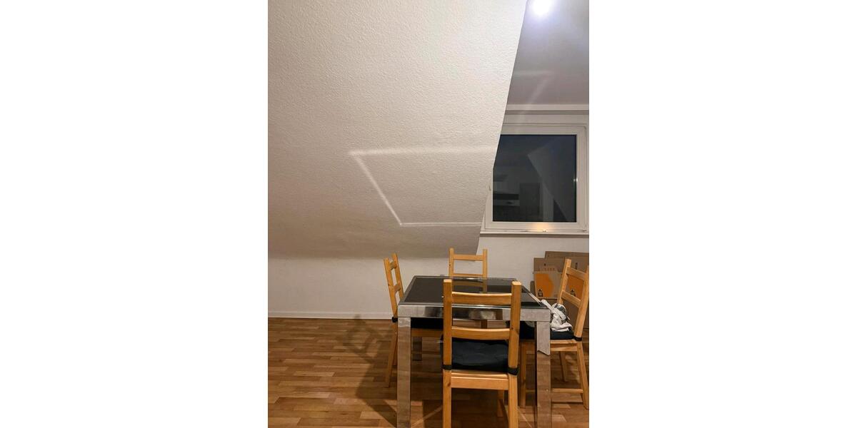 Dachgeschoßwohnung Hagen Hagen-Mitte - 2.5 Zimmer, 63 m&sup2;, 320&euro; | Angebot:26288116