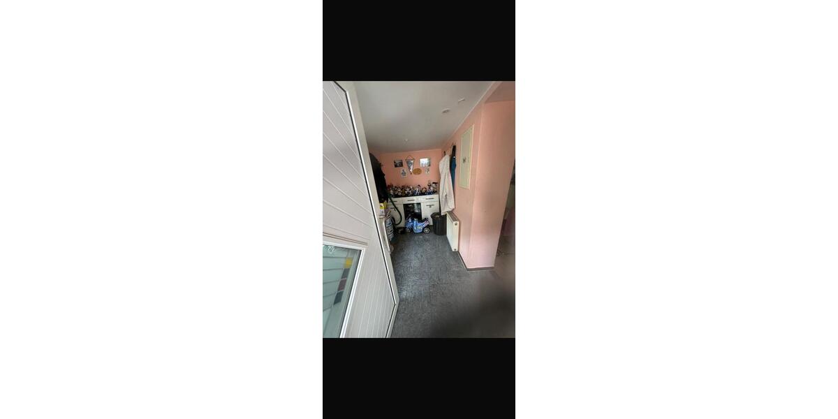 Bungalow Duisburg Mittelmeiderich - 2.5 Zimmer, 65 m&sup2;, 900&euro; | Angebot:25967727