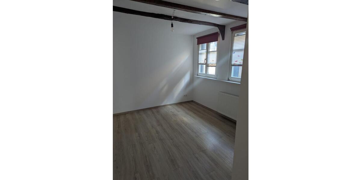 Etagenwohnung Hattingen - 4 Zimmer, 120 m&sup2;, 1.100&euro; | Angebot:26132191