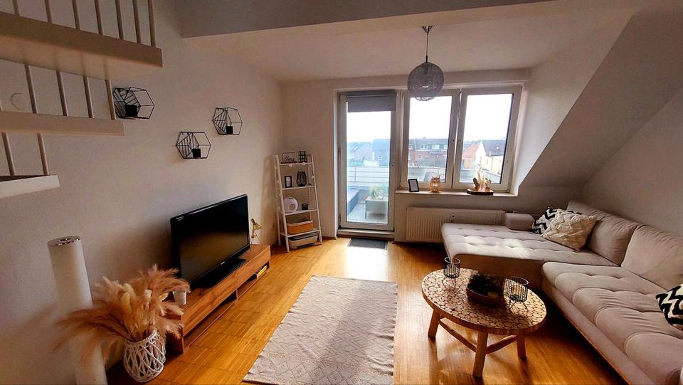 Dachgeschoßwohnung Ratingen Tiefenbroich - 3 Zimmer, 55 m&sup2;, 930&euro; | Angebot:26152421