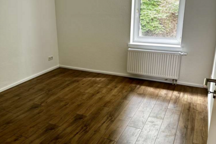 Wohnung Wuppertal Nützenberg - 3 Zimmer, 63 m&sup2;, 590&euro; | Angebot:27122105