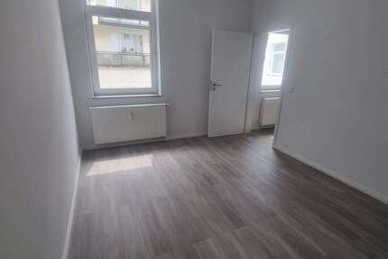Wohnung Wuppertal Elberfeld - 2 Zimmer, 60 m&sup2;, 720&euro; | Angebot:27320429