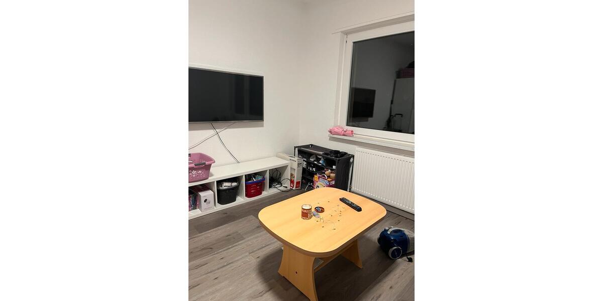 Erdgeschoßwohnung Essen Stadtbezirk VII - 4 Zimmer, 64 m&sup2;, 370&euro; | Angebot:26361256