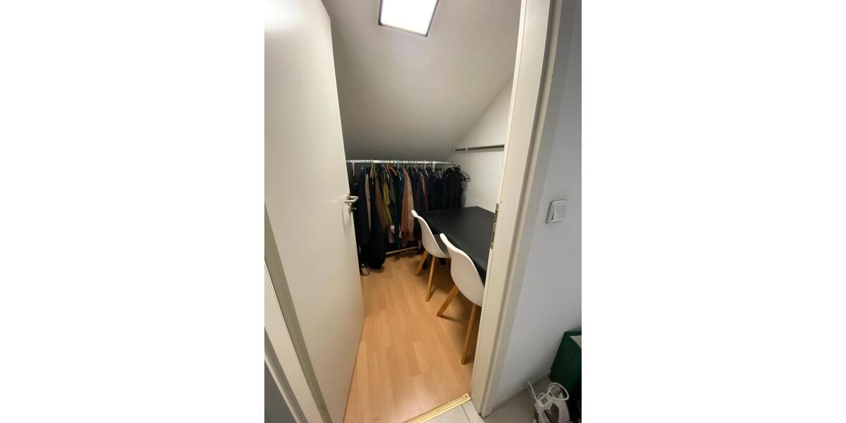 Dachgeschoßwohnung Bochum - 1.5 Zimmer, 40 m&sup2;, 455&euro; | Angebot:26381628