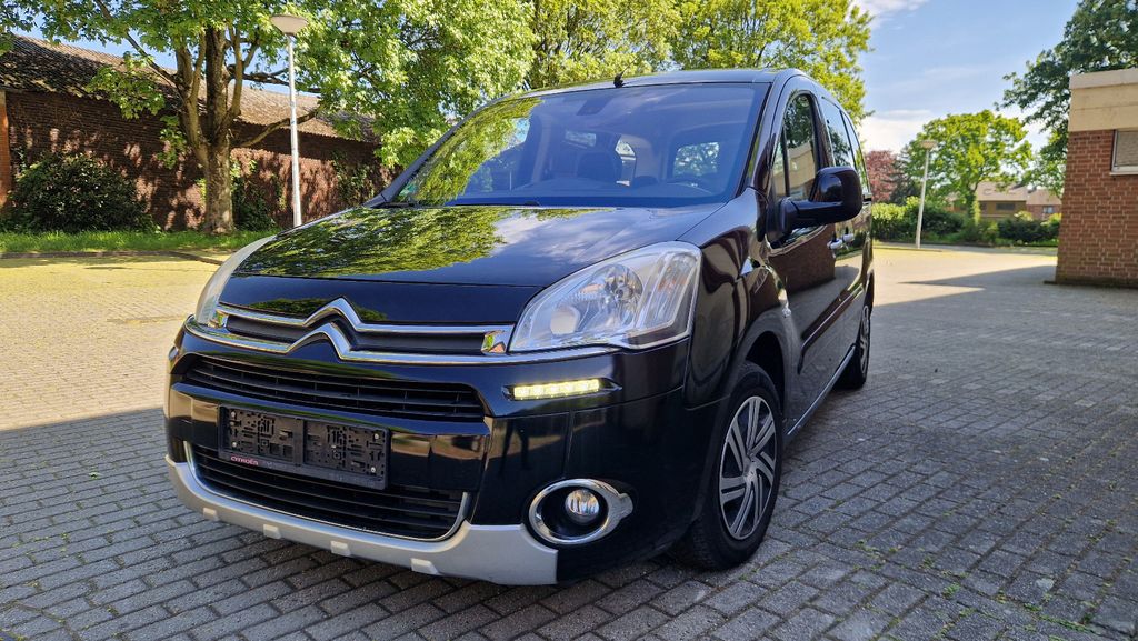 Citroen Berlingo 158.752 km 6.850 &euro; Oberhausen 46149