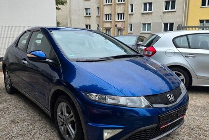 Honda Civic 152.000 km 5.400 &euro; Essen 45144