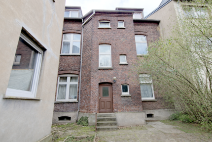 Haus Oberhausen Alsfeld - 10 Zimmer, 281 m&sup2;, 289.000&euro; | Angebot:26407340