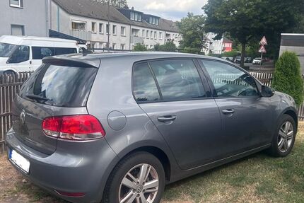 VW Golf 87.760 km 6.000 &euro; Essen 45309