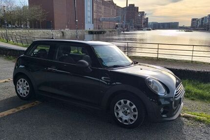 Mini ONE 106.000 km 6.900 &euro; Duisburg 47051
