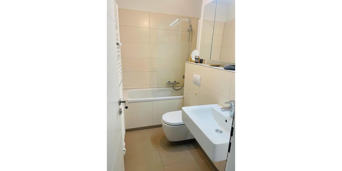 Etagenwohnung Solingen Central - 2 Zimmer, 69 m&sup2;, 210.000&euro; | Angebot:27253692