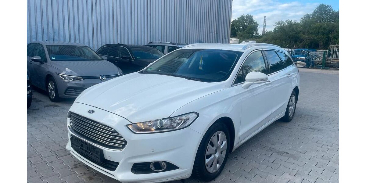 Ford Mondeo 220.000 km 5.250 &euro; Essen 45356