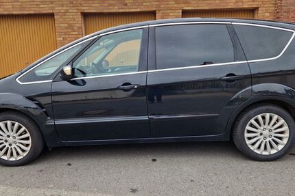 Ford S-Max 175.000 km 9.987 &euro; Gelsenkirchen 45881