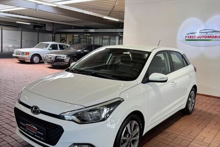 Hyundai i20 92.500 km 7.999 &euro; Wülfrath 42489