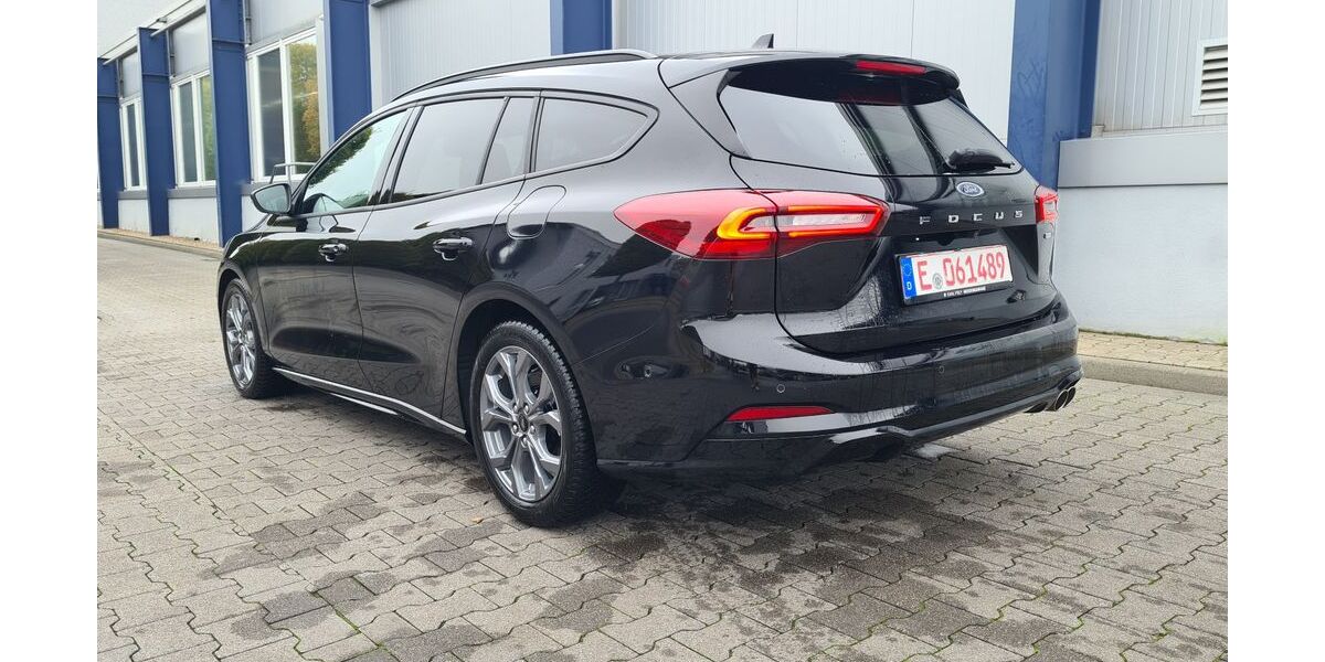 Ford Focus 22.800 km 18.999 &euro; Essen 45276