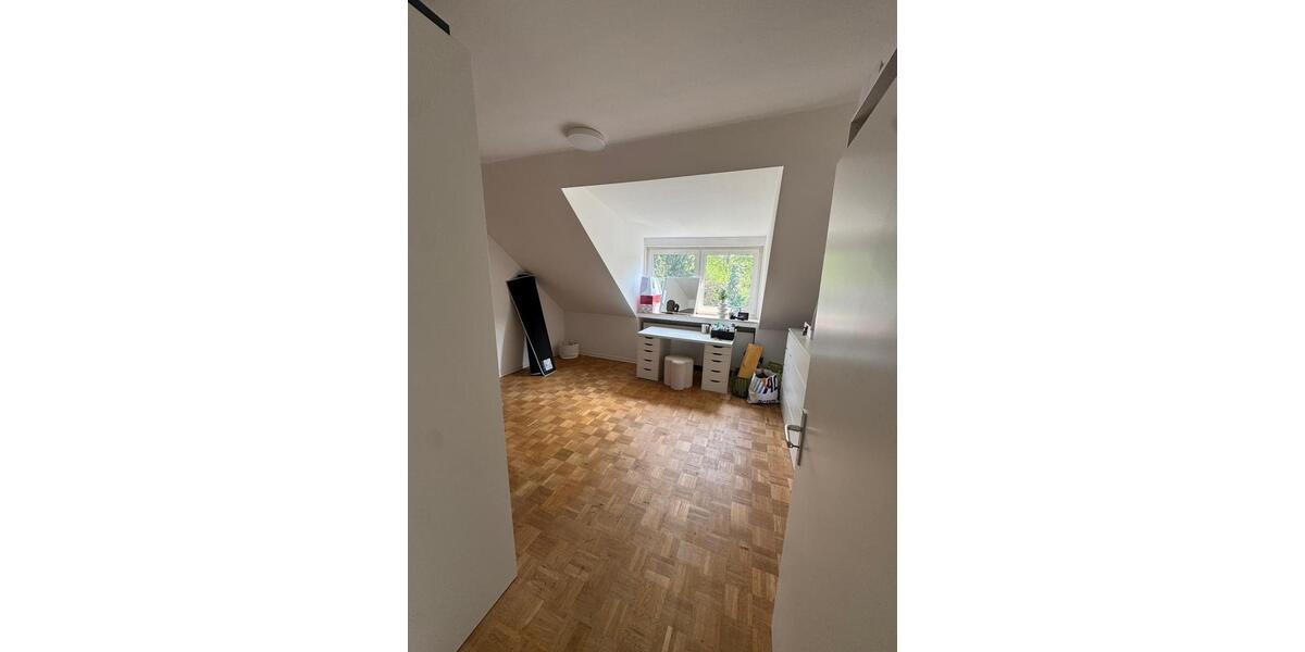Dachgeschoßwohnung Herne Baukau - 3 Zimmer, 75 m&sup2;, 805&euro; | Angebot:26149298