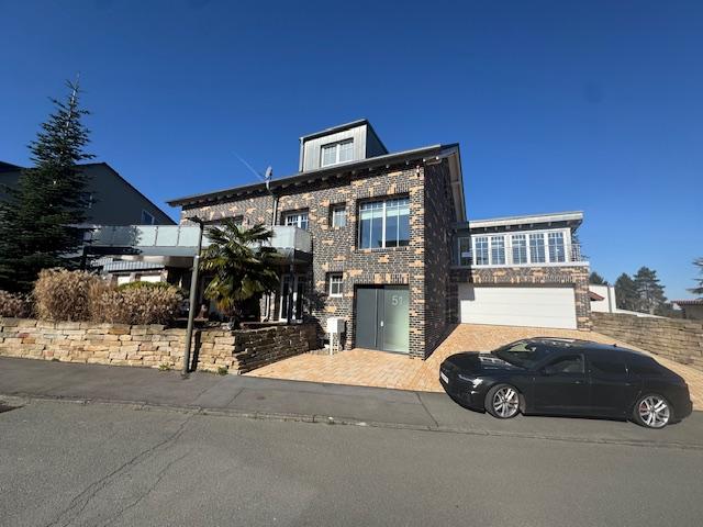 Loft - Studio - Atelier Dortmund Hörde - 3.5 Zimmer, 180 m&sup2;, 2.500&euro; | Angebot:25765153