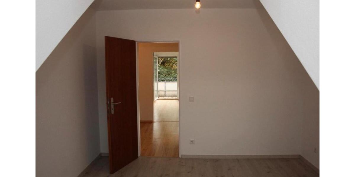Dachgeschoßwohnung Recklinghausen Berghausen - 3 Zimmer, 60 m&sup2;, 515&euro; | Angebot:26478516