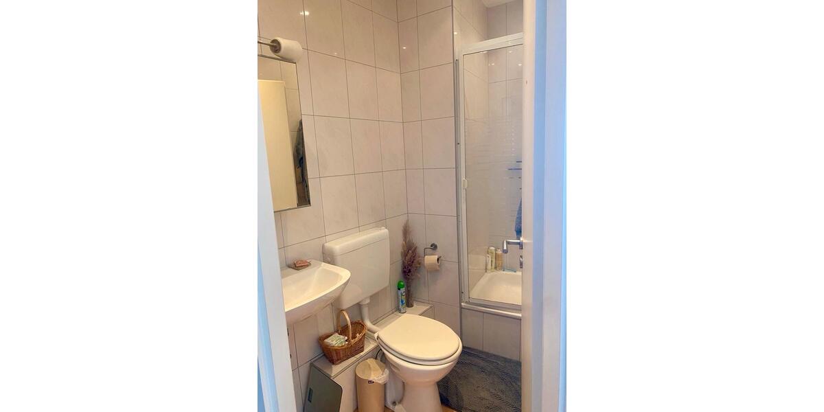 Etagenwohnung Wuppertal Elberfeld - 1 Zimmer, 40 m&sup2;, 350&euro; | Angebot:26393544