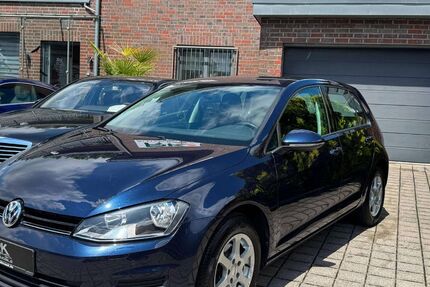 VW Golf 128.000 km 9.999 &euro; Solingen 42651