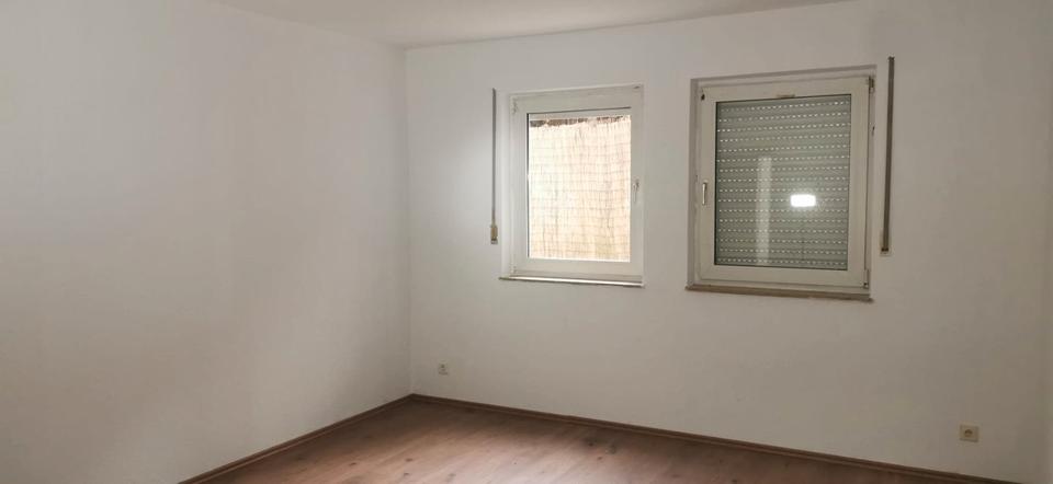 Hochparterre Radevormwald - 3 Zimmer, 86 m&sup2;, 800&euro; | Angebot:26150911