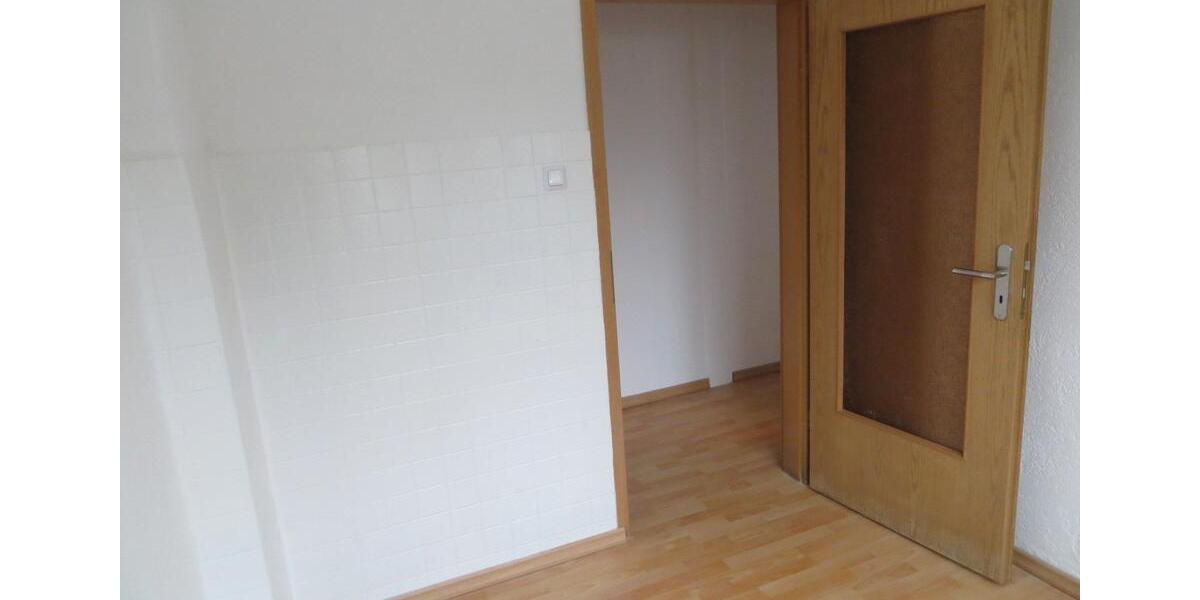 Erdgeschoßwohnung Ratingen - 3 Zimmer, 77 m&sup2;, 900&euro; | Angebot:26372652