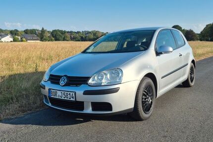 VW Golf 99.000 km 3.790 &euro; Oer-Erkenschwick 45739
