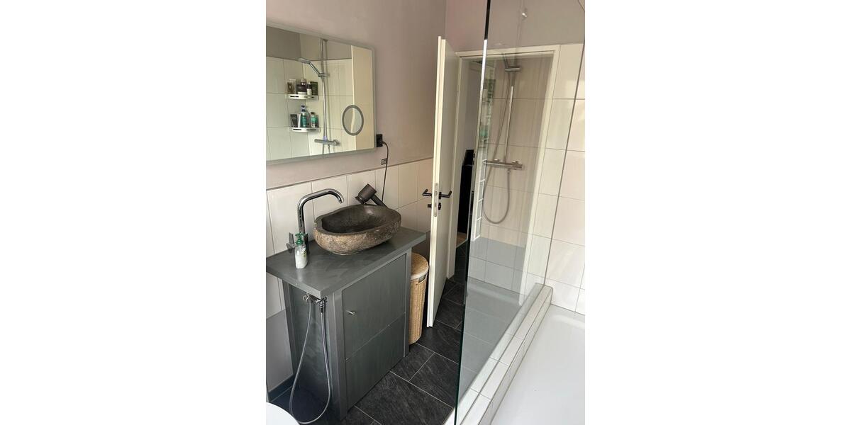Etagenwohnung Bochum Bochum-Südwest - 2.5 Zimmer, 69 m&sup2;, 195.000&euro; | Angebot:26168515