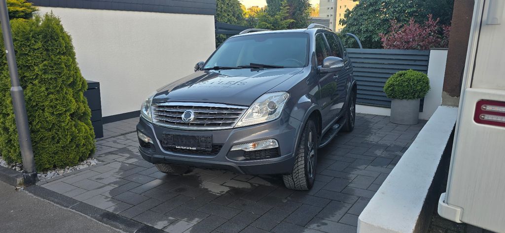 SsangYong REXTON 153.000 km 9.300 &euro; Wuppertal 42111