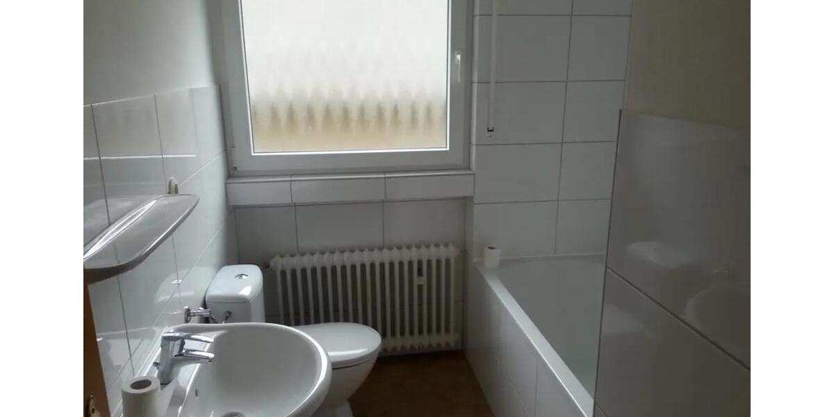 Maisonettenwohnung Solingen - 5 Zimmer, 125 m&sup2;, 1.200&euro; | Angebot:25852007