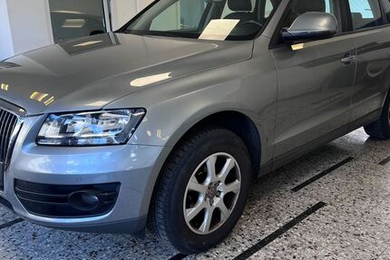 Audi Q5 144.000 km 8.890 &euro; Recklinghausen 45657