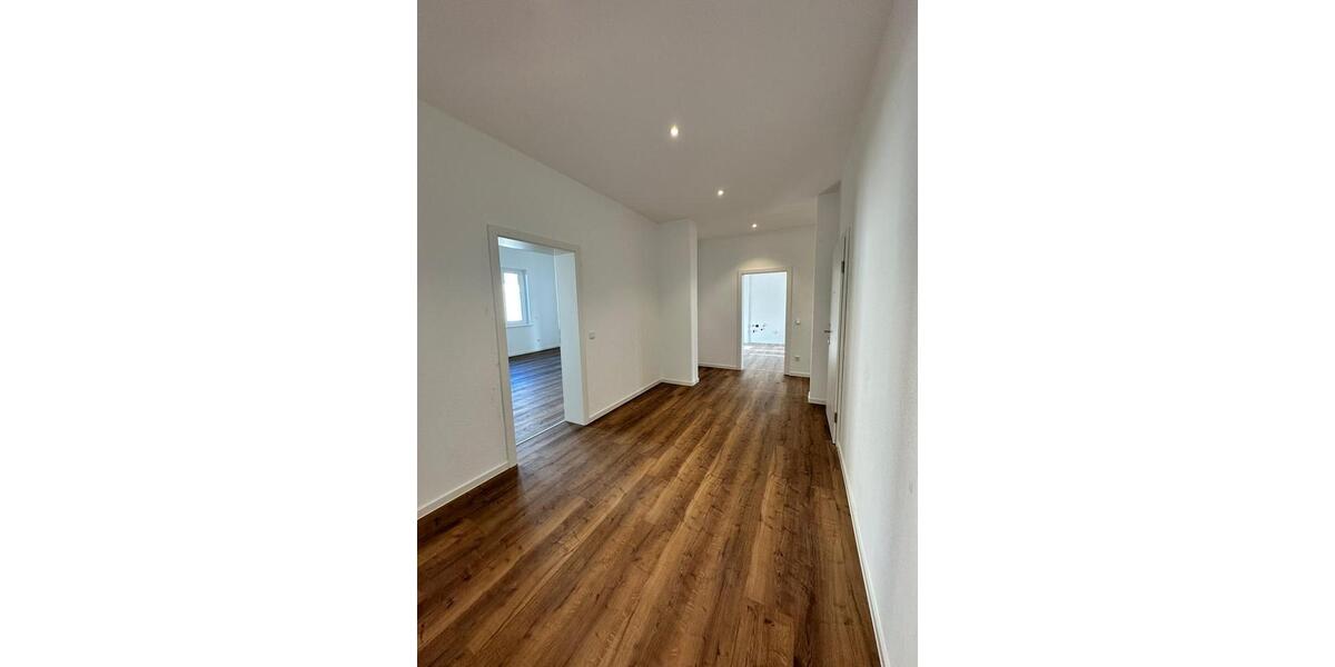Etagenwohnung Recklinghausen - 4 Zimmer, 133 m&sup2;, 1.300&euro; | Angebot:26022877