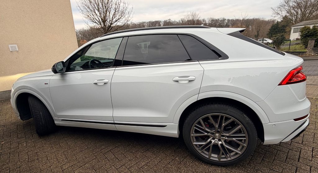 Audi Q8 31.500 km 74.900 &euro; Hagen 58099