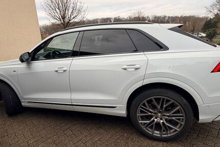Audi Q8 31.500 km 76.500 &euro; Hagen 58099