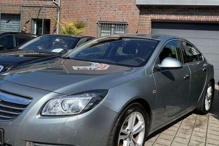 Opel Insignia 131.600 km 3.999 &euro; Solingen 42651