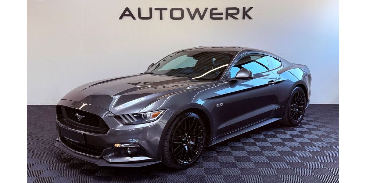 Ford Mustang 82.957 km 33.499 &euro; Hückeswagen 42499