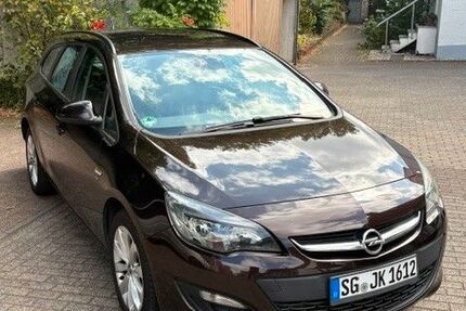 Opel Astra 159.884 km 5.999 &euro; Solingen 42655